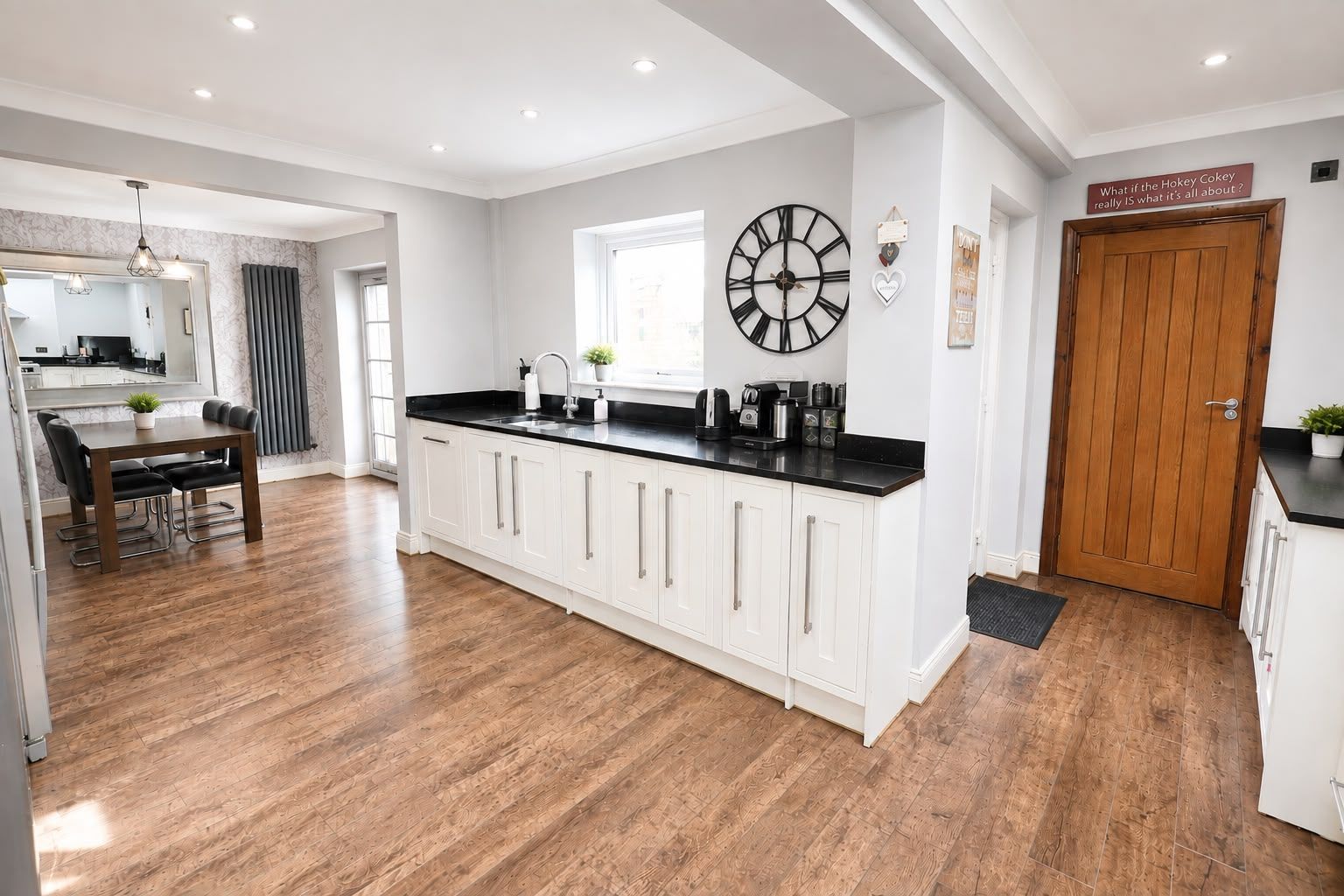 Semi Detached House in Orpington 3