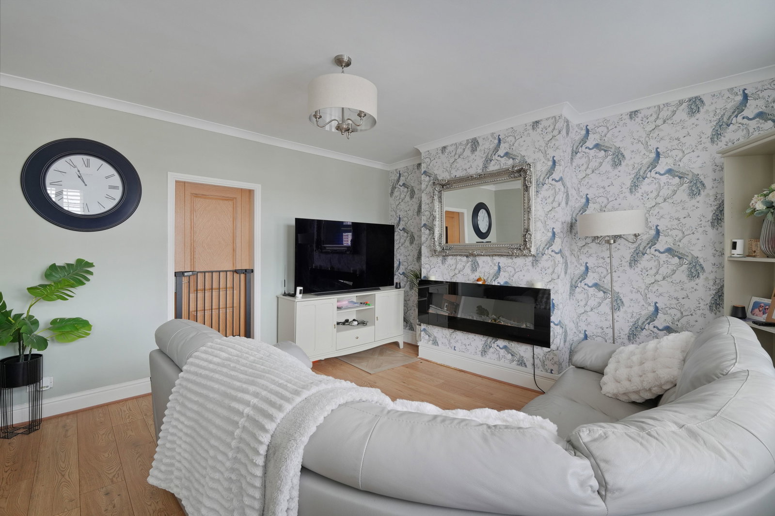Semi Detached House for sale in Sheffield, Lamb Drive, Sheffield S5