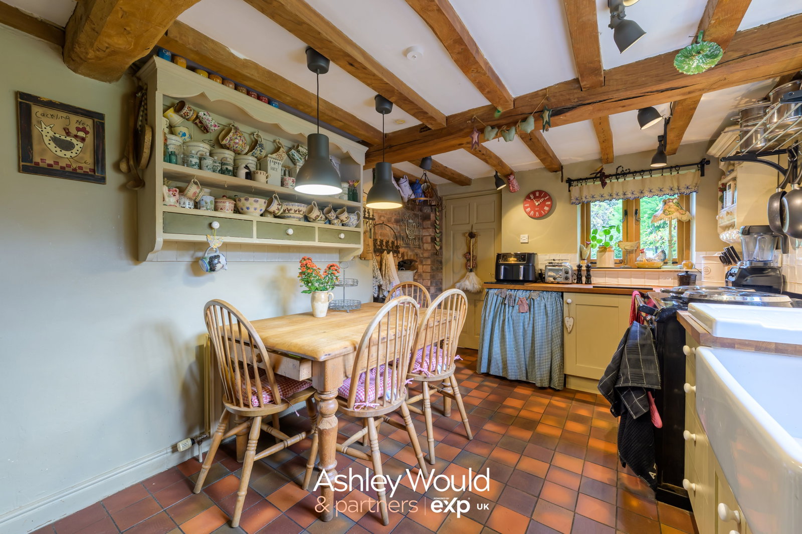 Detached House for sale in Droitwich, Keepers Cottage, Sinton Lane, Ombersley, Droitwich, WR9