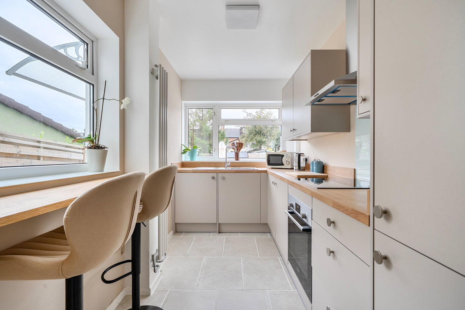 Terraced House for sale in Salisbury, Ashley Road, Salisbury, SP2, 755 m²