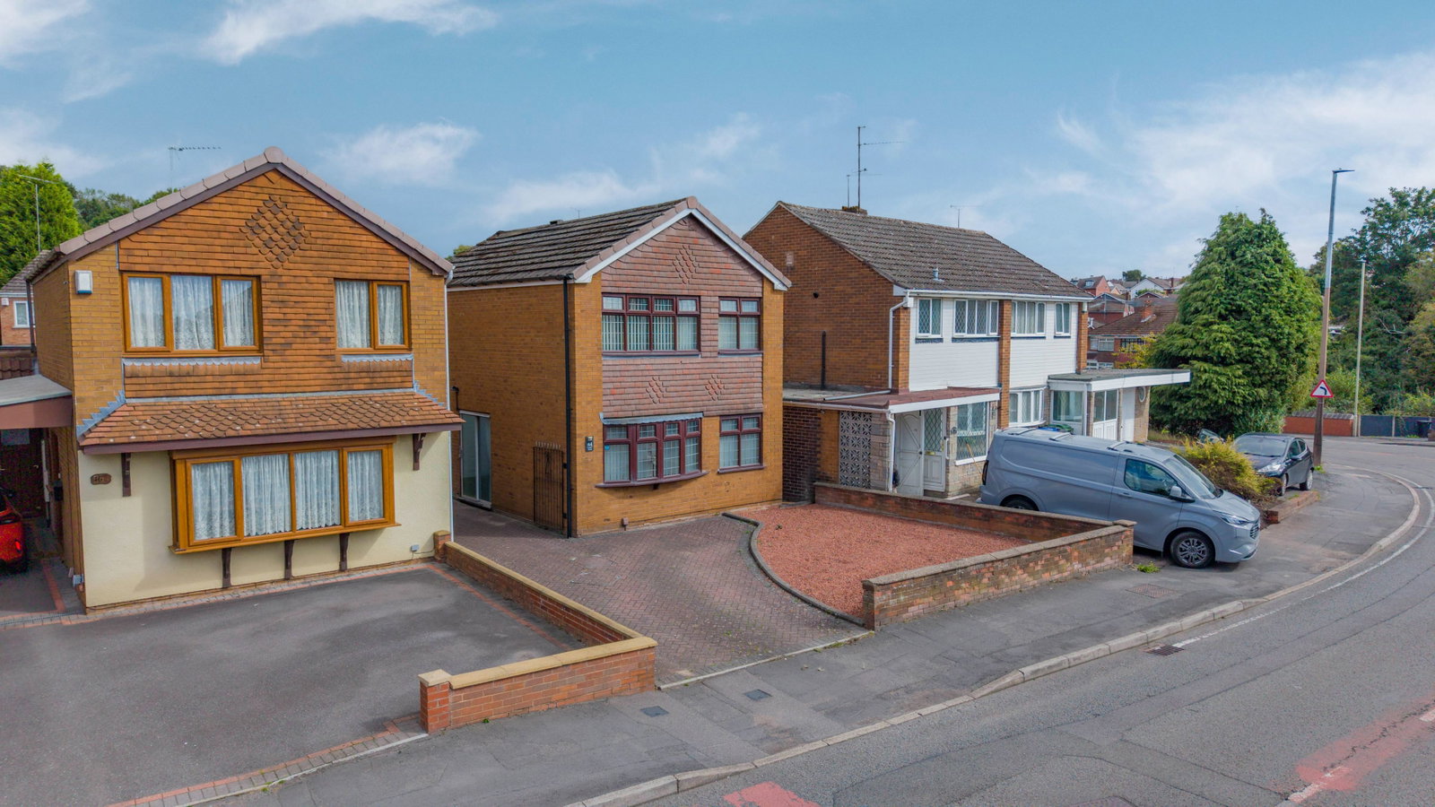 Detached House for sale in Dudley, Straits Road, The Straits, Lower Gornal, DY3 2UN