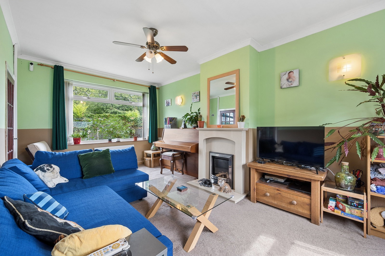 Semi Detached House for sale in Stockport, Reddish Vale Road, Reddish, Stockport, SK5 7HB, 936 m²