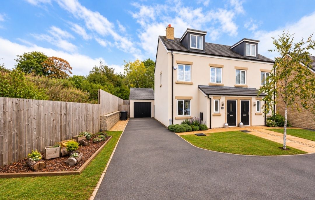 Semi Detached House for sale in High Peak, 20 Hadfield Drive, Chinley VIEWING DAY Sat 17th Oct (by appt only)