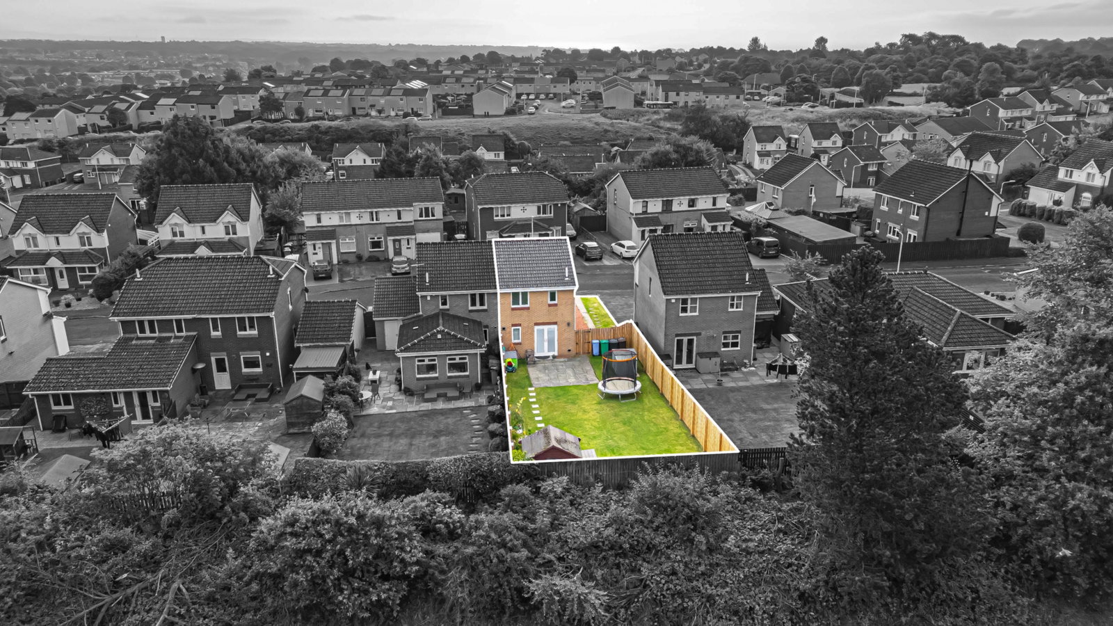 Semi Detached House for sale in Kirkcaldy, Craigearn Avenue, Kirkcaldy, KY2 6YS