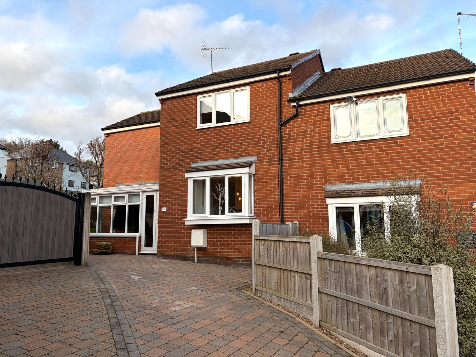 Semi Detached House in Chesterfield