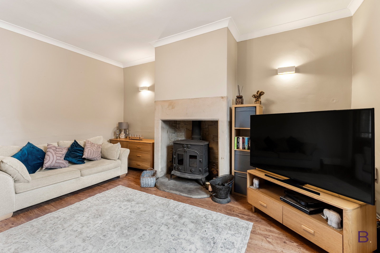 Terraced House for sale in Bradford, Balmoral Place, Queensbury, Bradford, BD13 2DR