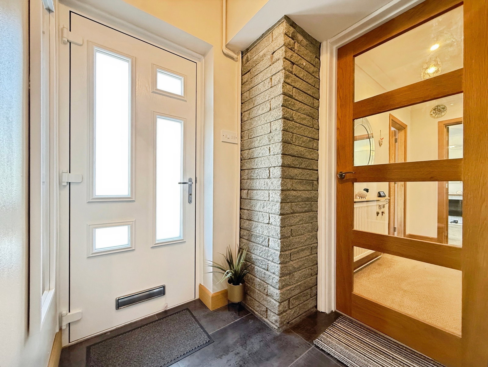 Semi Detached House in Swansea 3