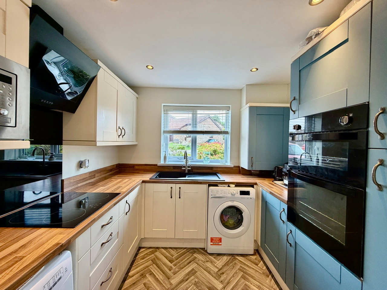Semi Detached Bungalow for sale in Blackwood, Cardigan Way, Blackwood, NP12 1GB