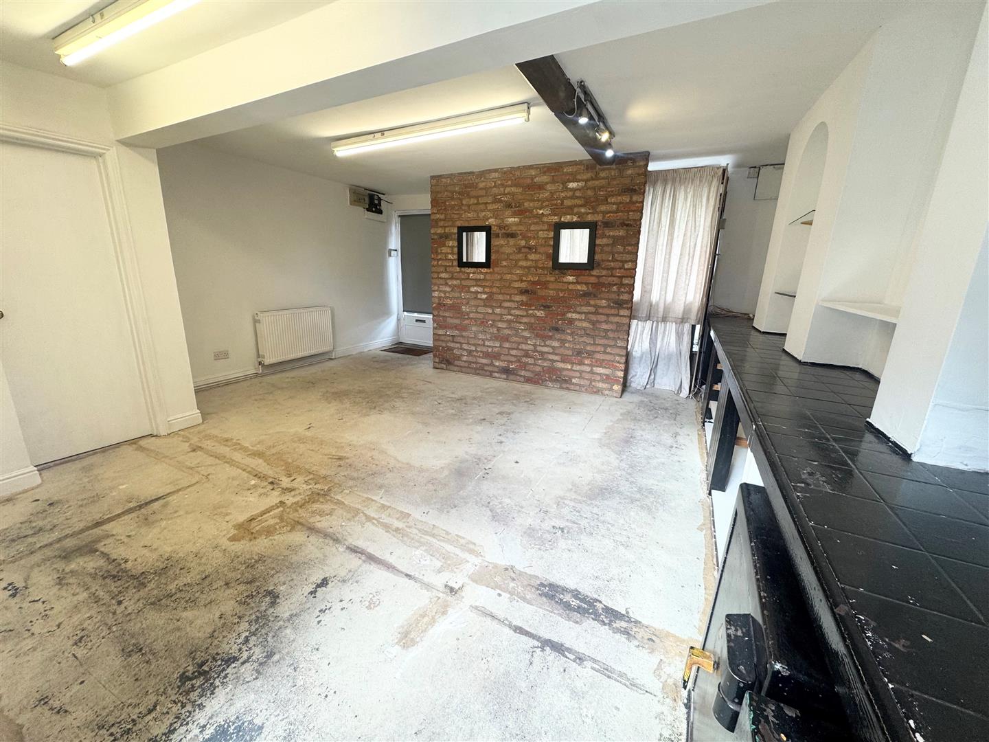 End Of Terrace House for sale in York, Long Street, Easingwold, York