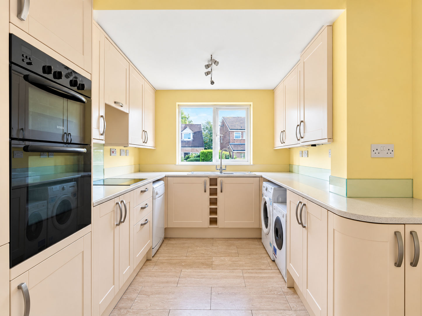 Detached House for sale in Milton Keynes, Western Drive, Hanslope, Milton Keynes, MK19 7LB, 1487 m²