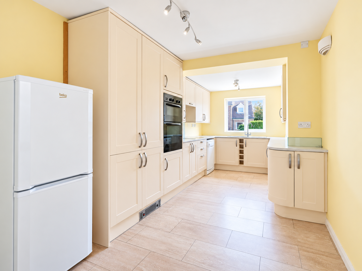 Detached House for sale in Milton Keynes, Western Drive, Hanslope, Milton Keynes, MK19 7LB, 1487 m²