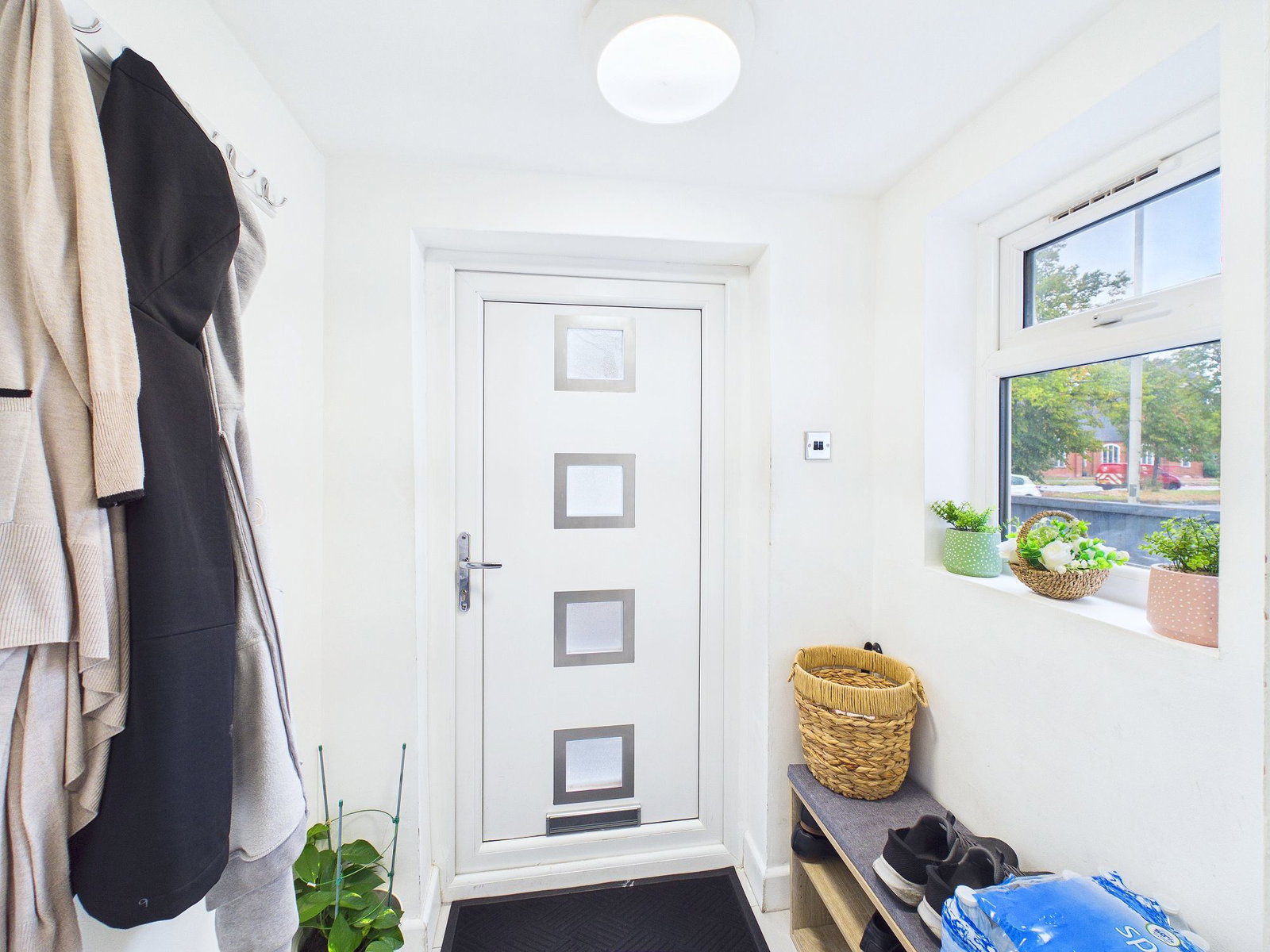 Semi Detached House for sale in Leicester, Narborough Road, Rowley Fields, LE3, 733 m²