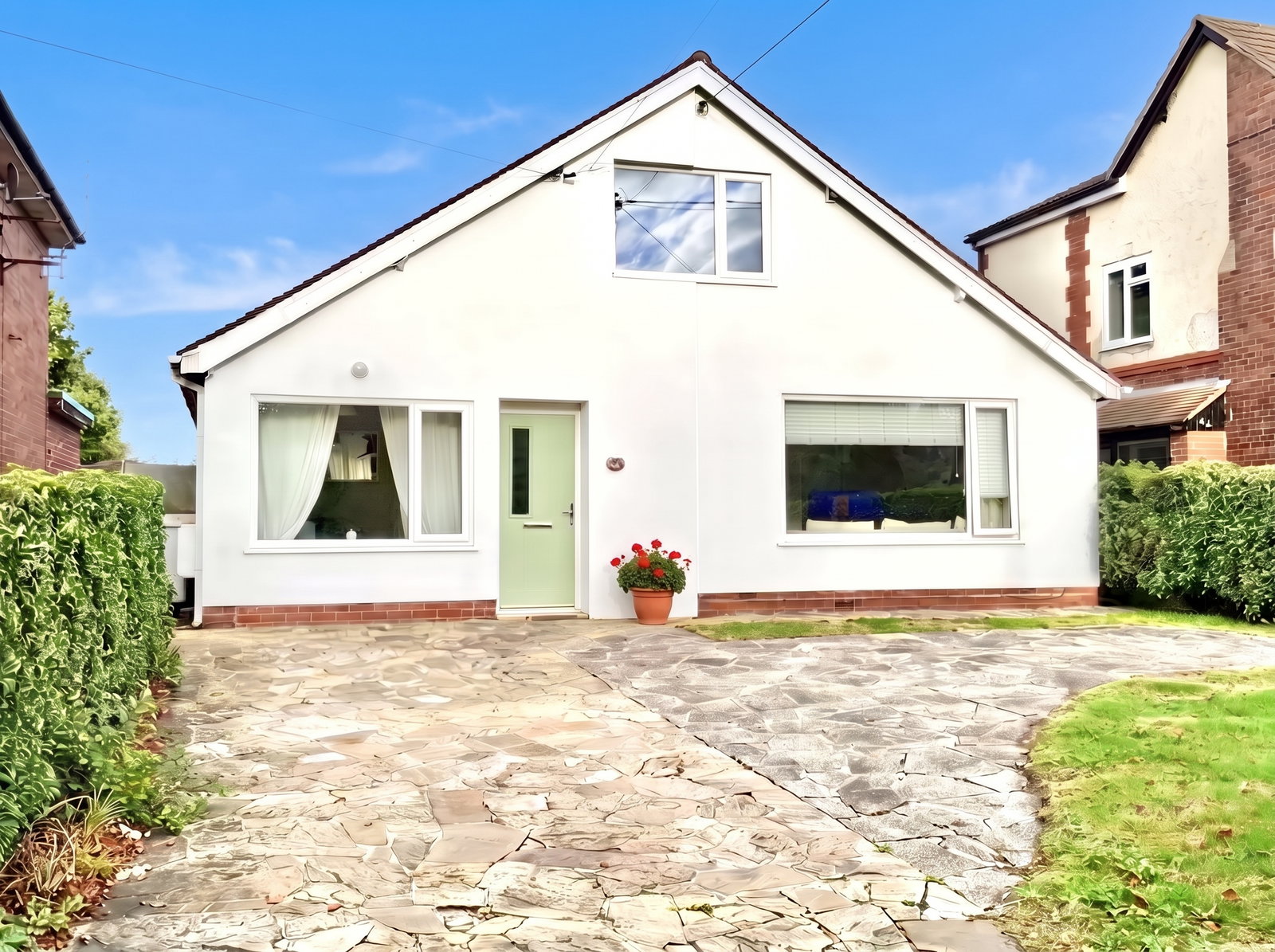 Bungalow for sale in Sandbach, Elworth Road, Sandbach, CW11 3HN, 274 m²