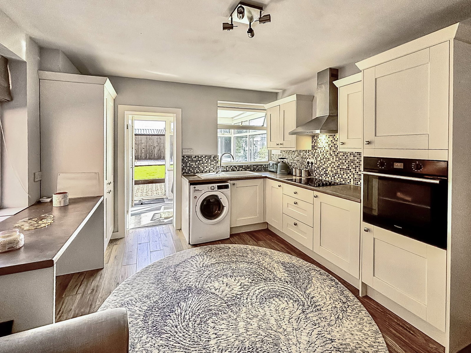 Bungalow for sale in Sandbach, Elworth Road, Sandbach, CW11 3HN, 274 m²
