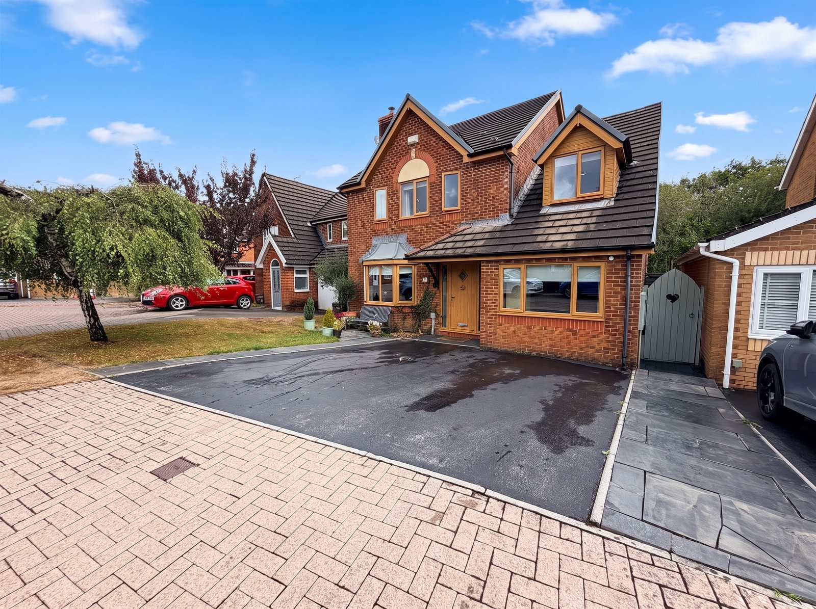 Detached House for sale in Maesteg, Rhos Helyg, Maesteg, CF34 9GF