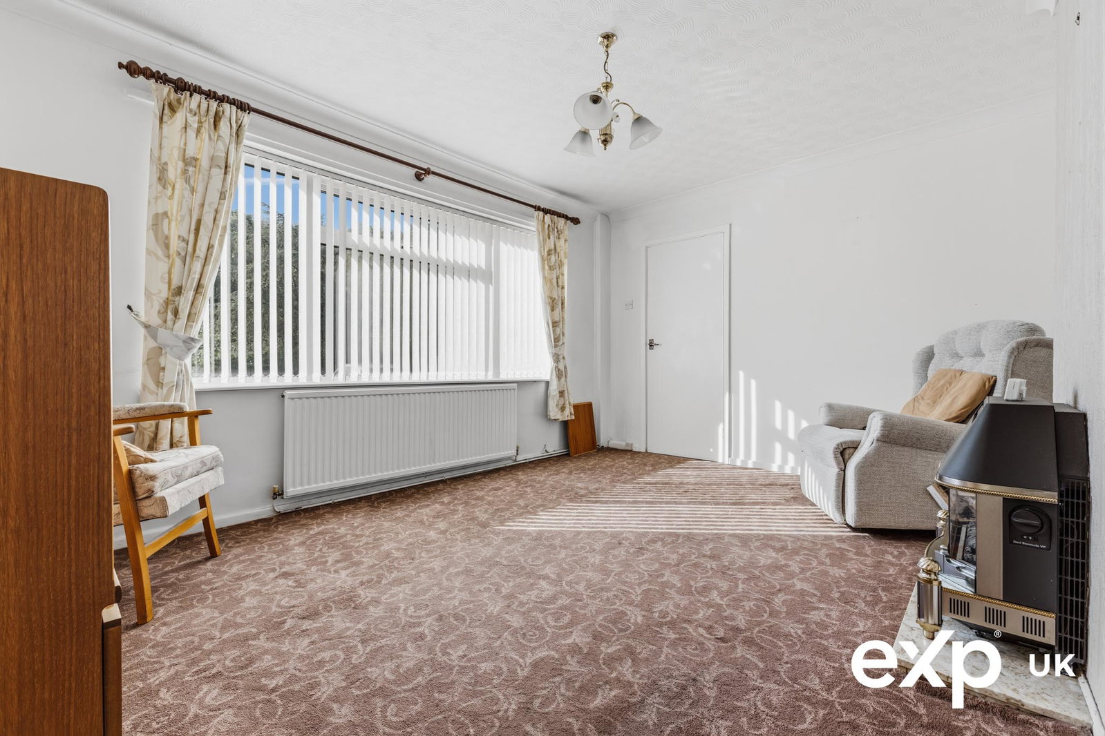 Semi Detached House for sale in Newark, Tuxford Road, Boughton, Newark, NG22 9HY