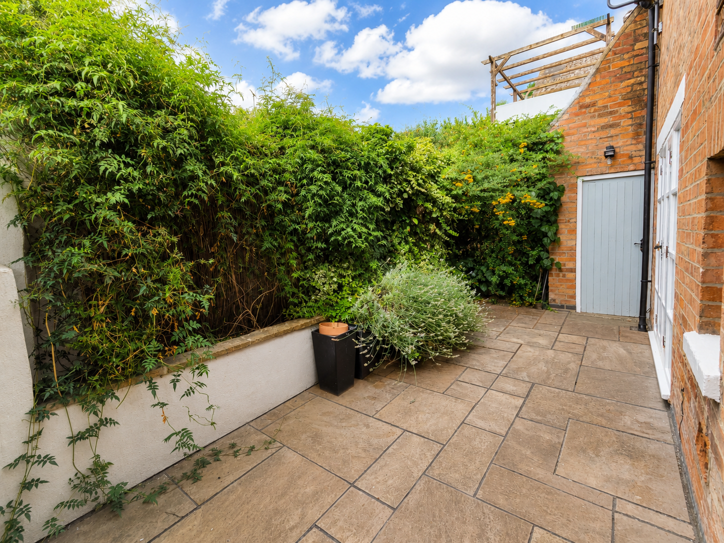 Semi Detached House in Nottingham 5
