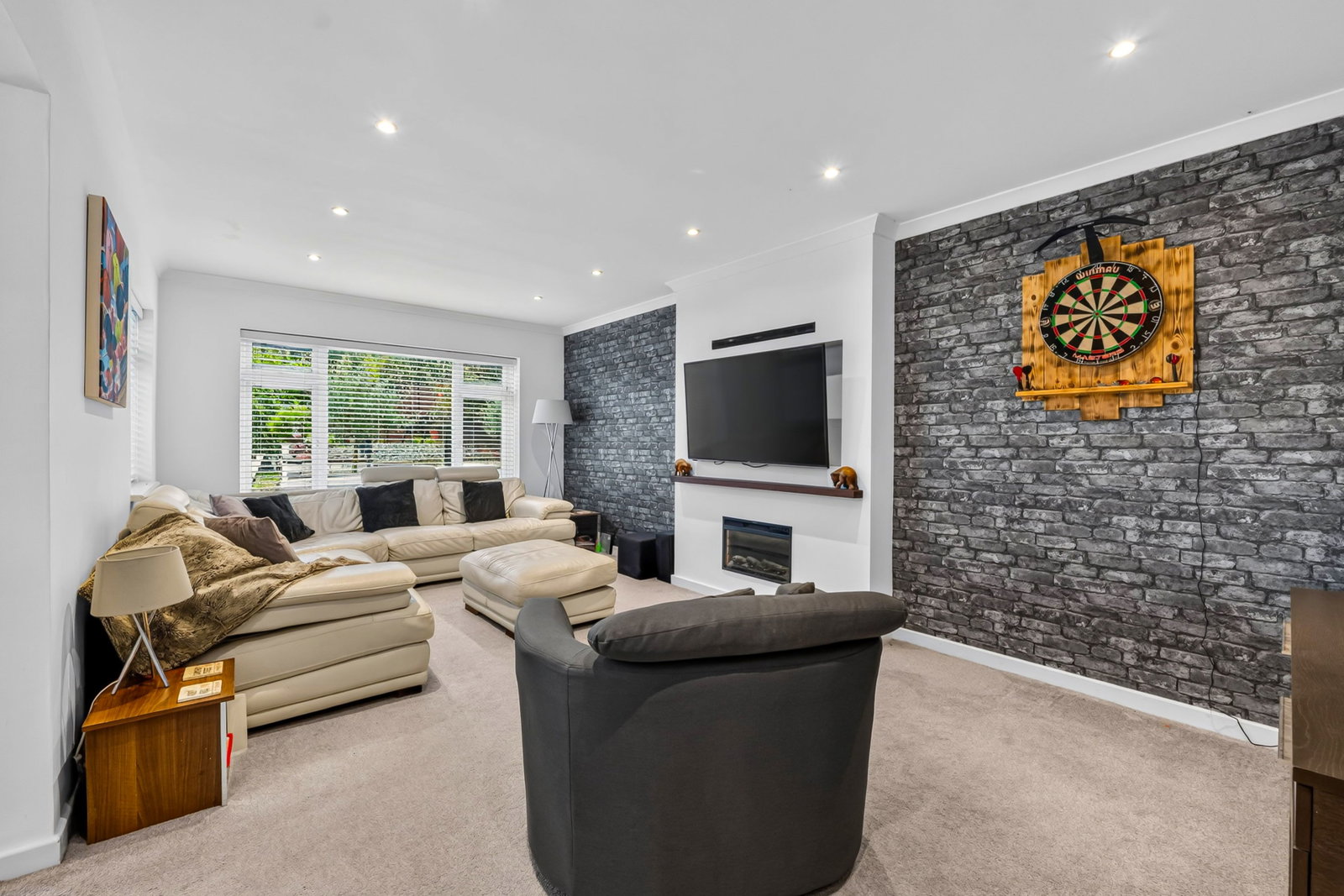 Detached House for sale in South Croydon, Ingham Road, South Croydon, CR2 8LT, 1227 m²