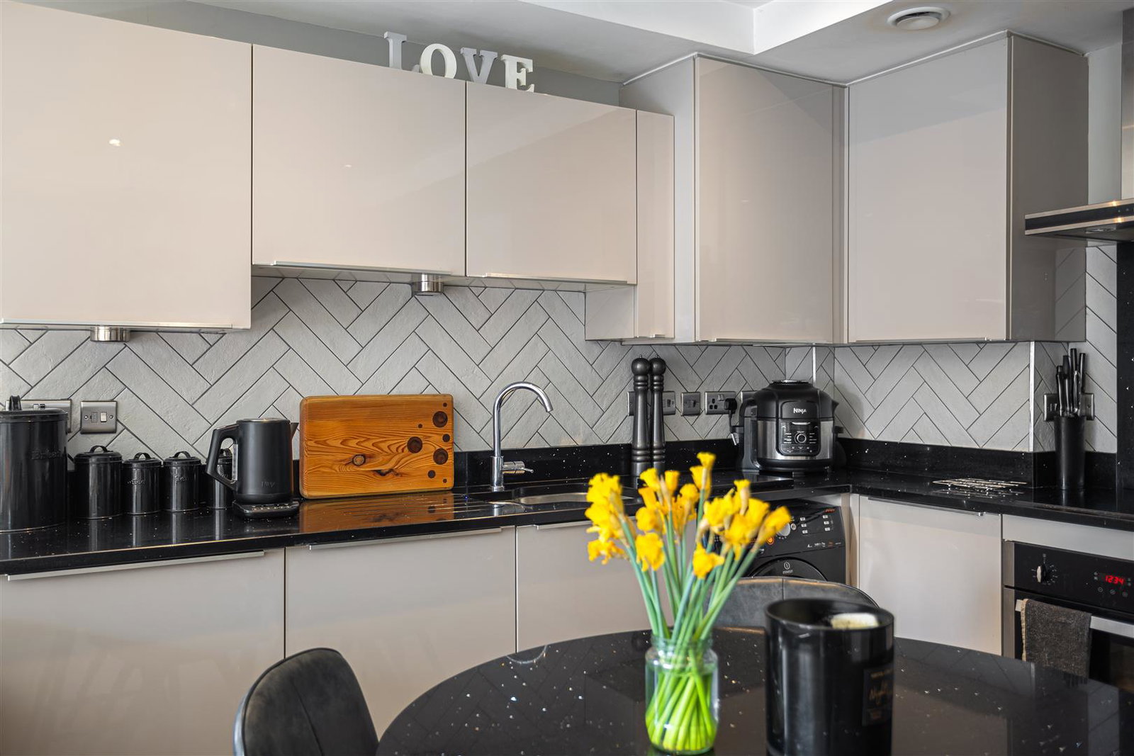Flat for sale in York, Union Terrace, York