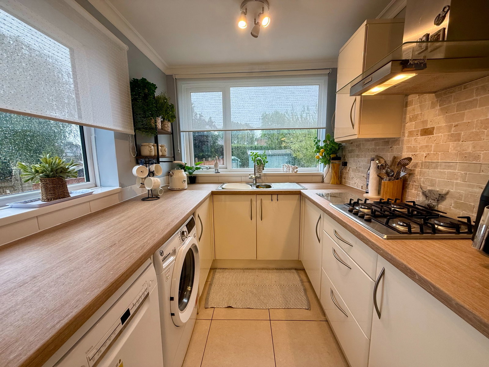 Semi Detached House for sale in Swadlincote, Leawood Road, Midway