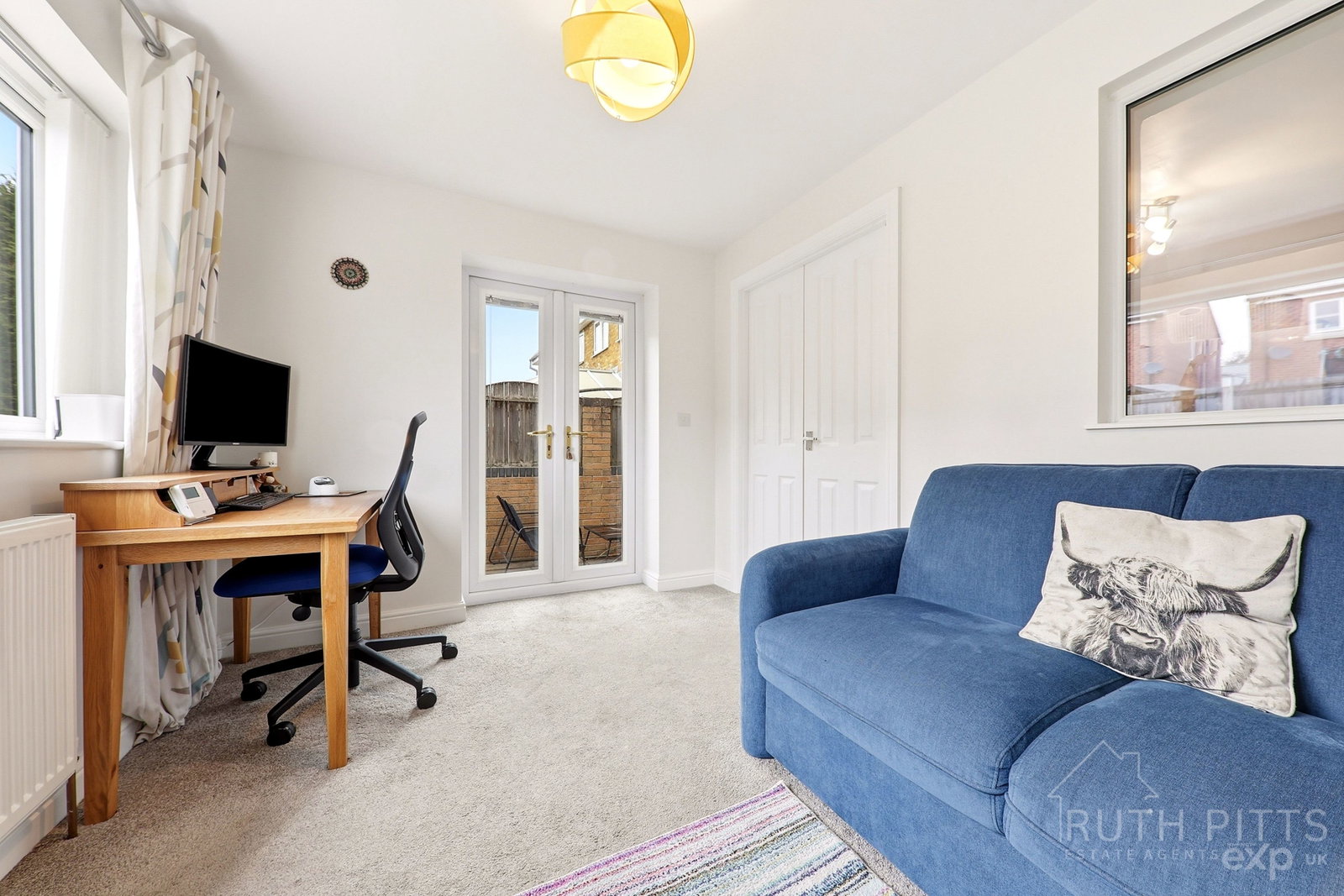 Semi Detached House for sale in Pontefract, Carr Lane, South Kirkby, Pontefract, WF9 3DB