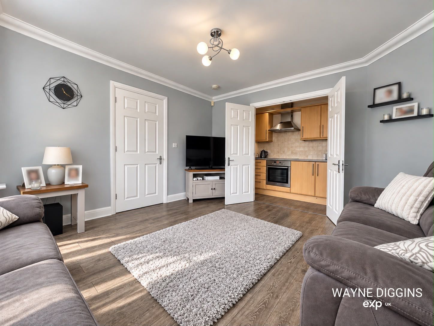 Maisonette for sale in Benfleet, Sadlers Mead, 3, Clare Road, Benfleet, SS7 4EQ