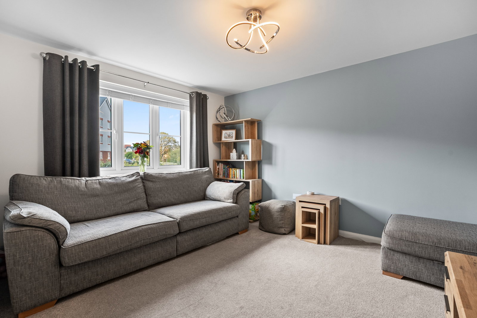 Semi Detached House for sale in Nottingham, Rose Way, Edwalton, NG12