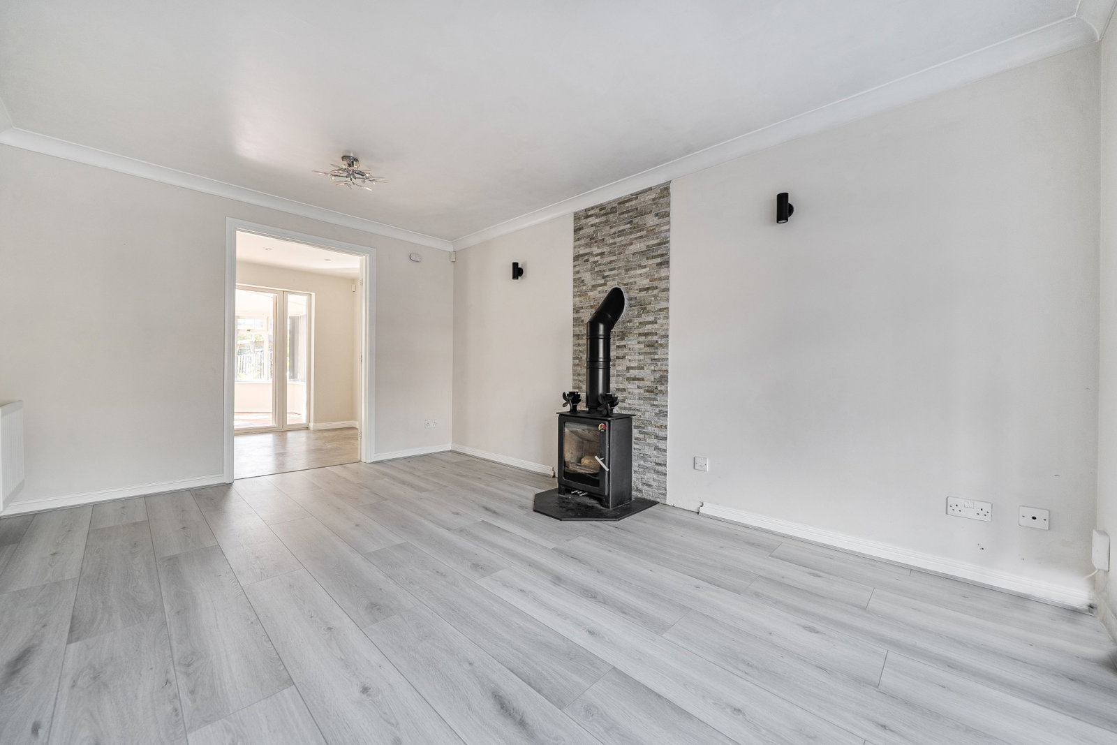 Detached House for sale in Westbury, Willoughby Close, Westbury, BA13 3GA