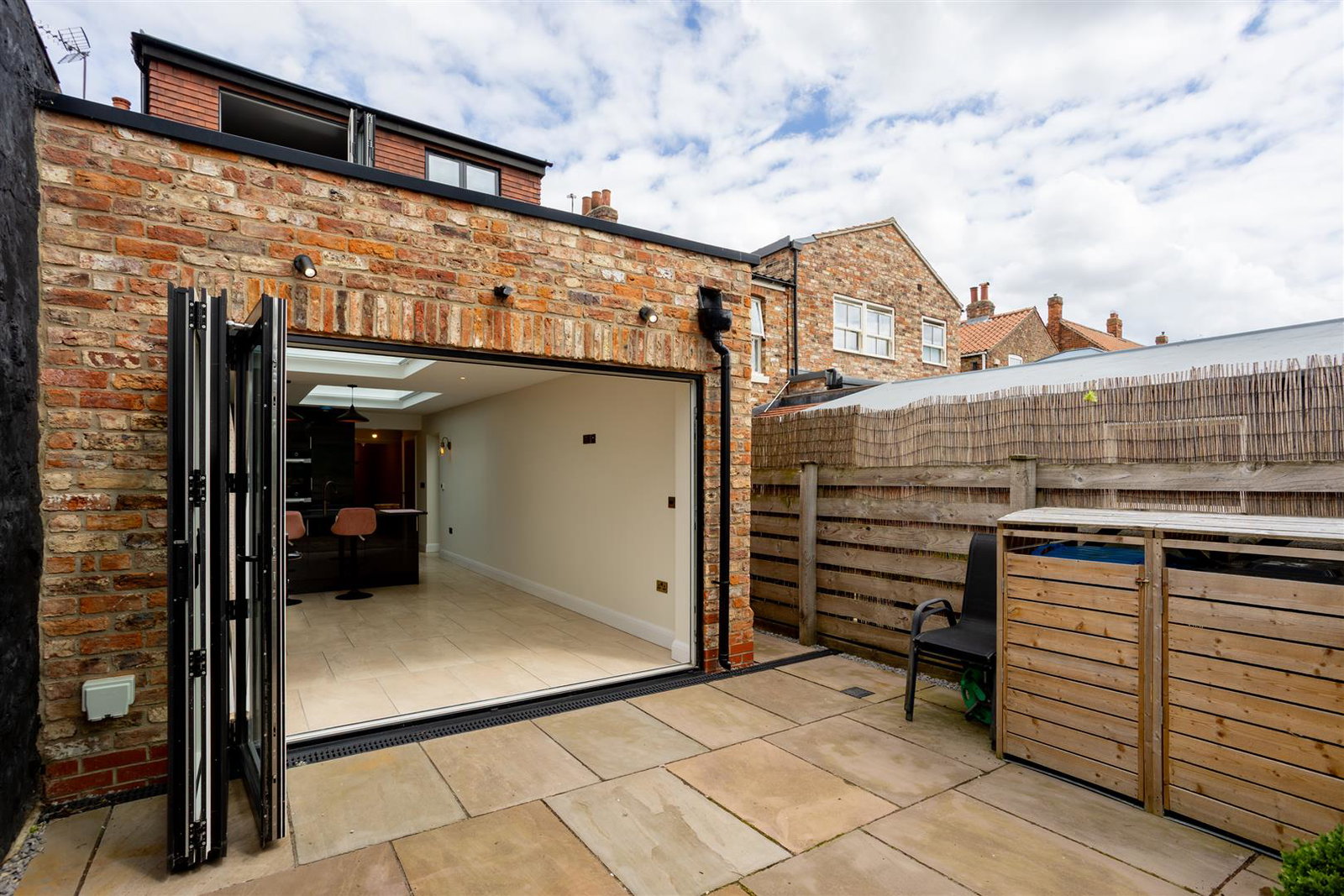 Terraced House for sale in York, Uppleby, Easingwold, York, 1290 m²
