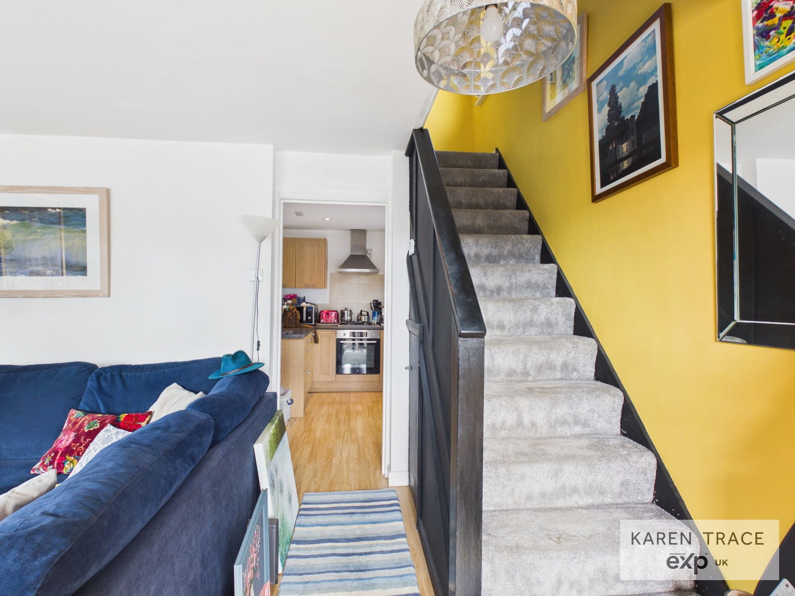 Semi Detached House for sale in Par, Meadow Drive, St Blazey, PL24, 749 m²