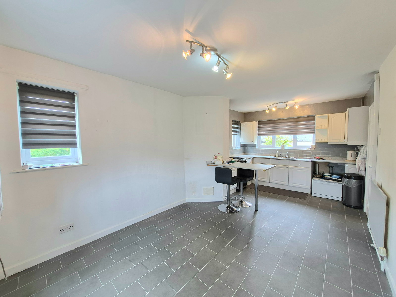 Semi Detached House for sale in Congleton, The Crescent, Congleton, CW12 4BQ