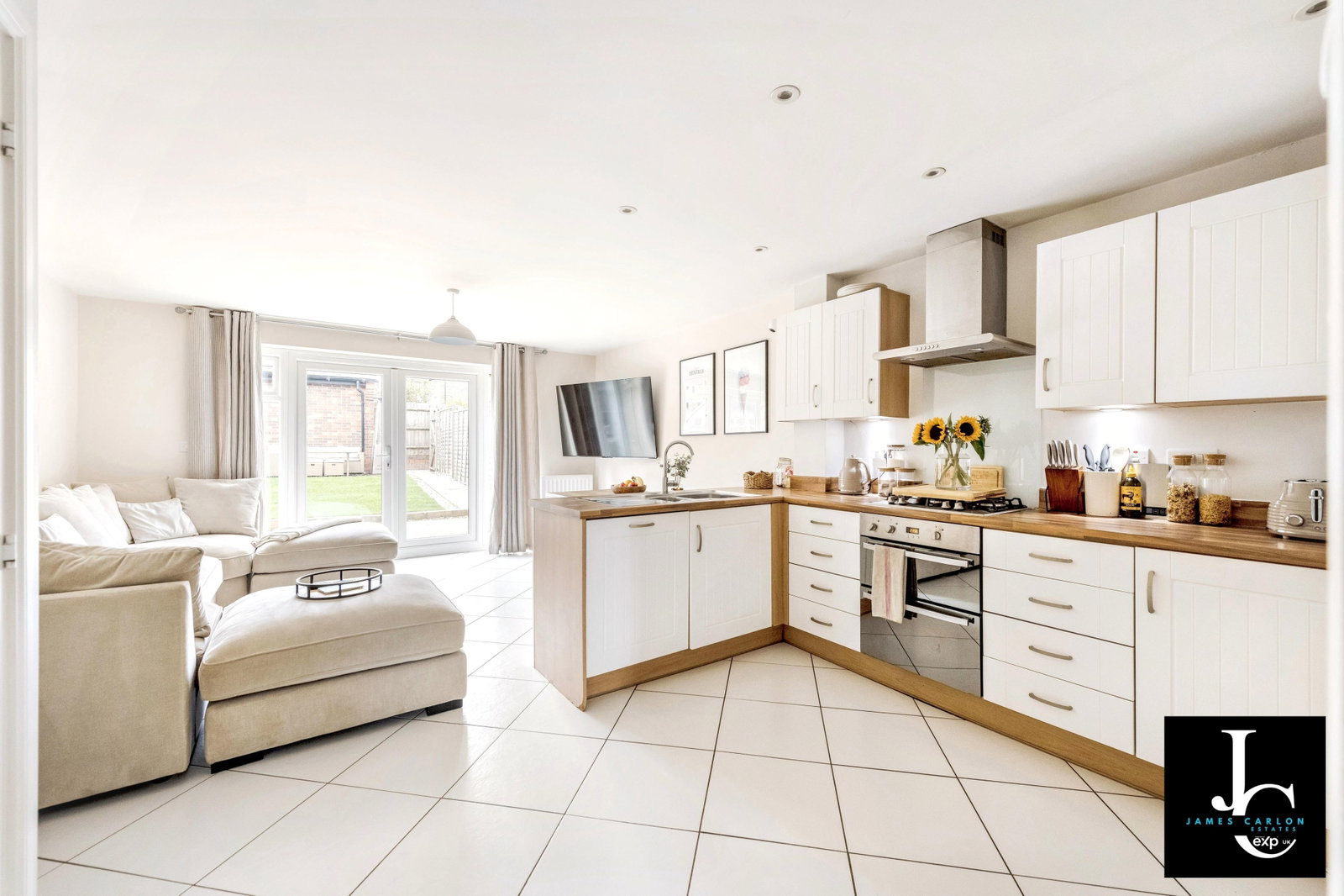 Town House for sale in Telford, Pyrus Court, Hadley, Telford, TF1 5TJ, 1099 m²