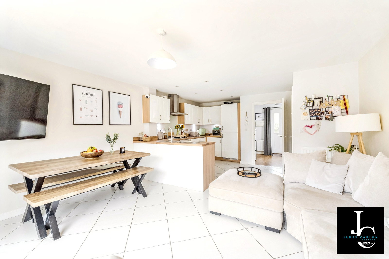 Town House for sale in Telford, Pyrus Court, Hadley, Telford, TF1 5TJ, 1099 m²