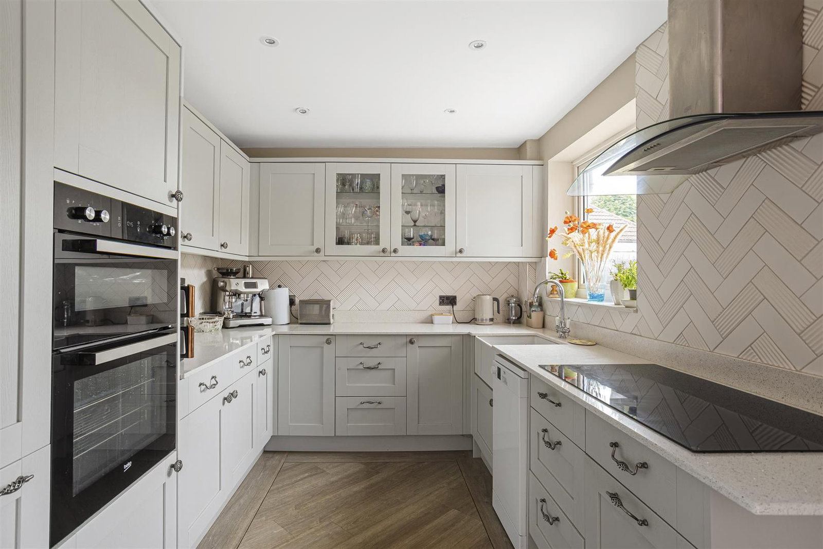 Detached House for sale in York, Easingwold Road, Huby, 1799 m²