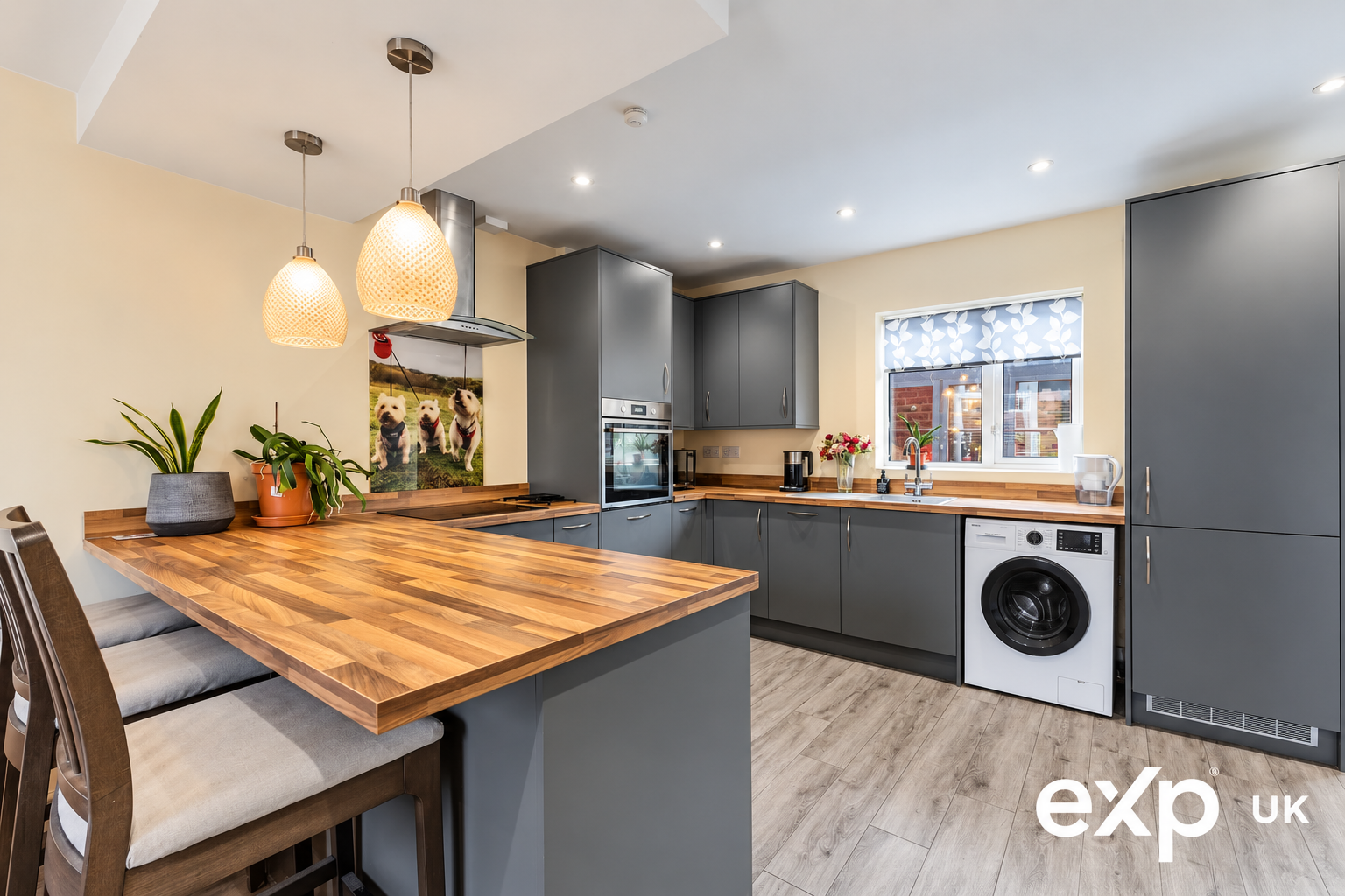 Semi Detached House for sale in Mansfield, Lime Crescent, Church Warsop, NG20 0SZ