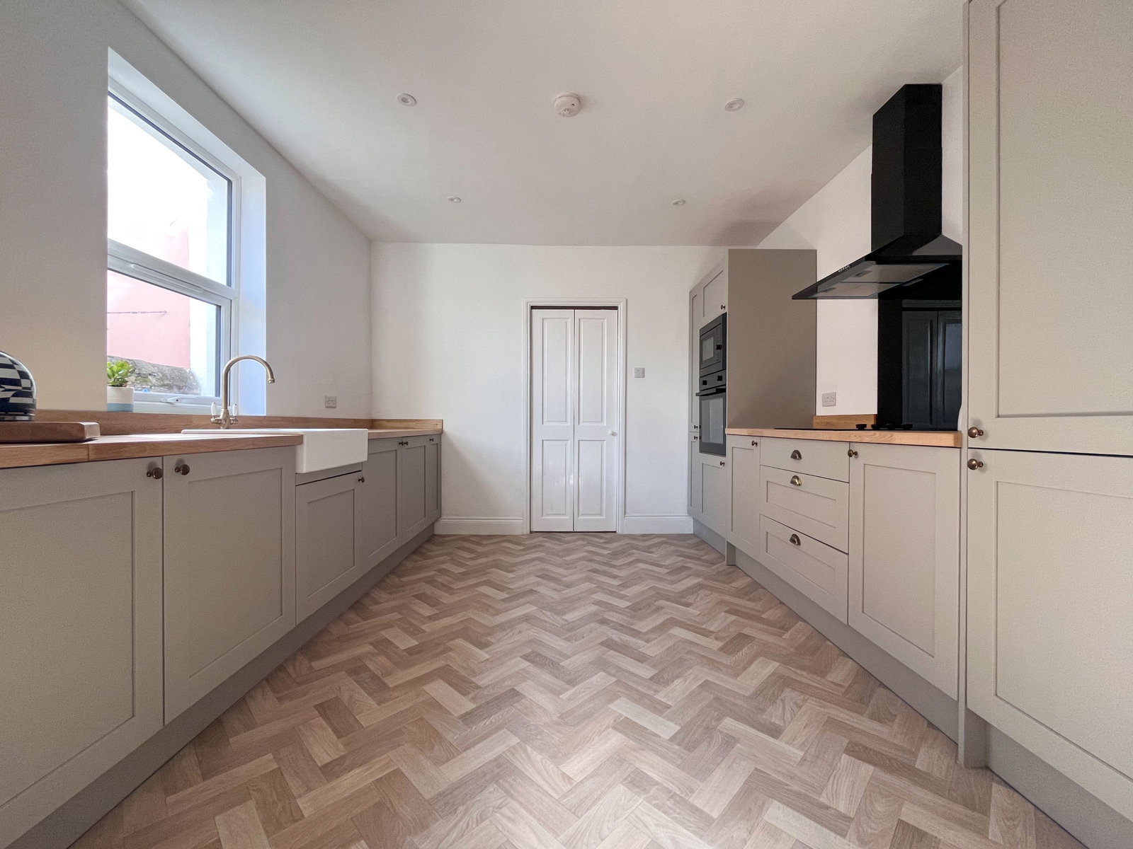 End Of Terrace House for sale in Saltash, Victoria Road, Saltash, PL12 4DN