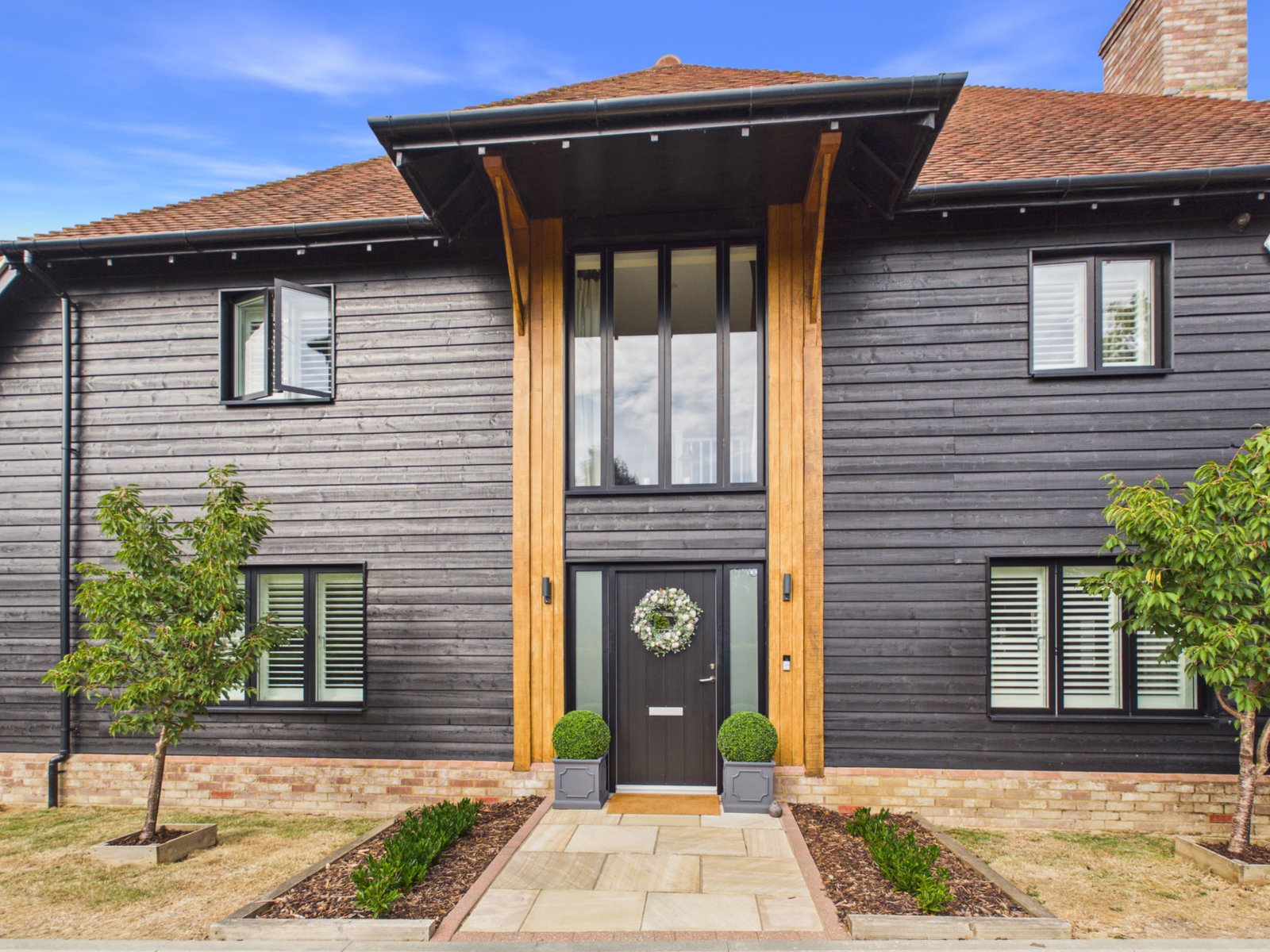Detached House for sale in Ashford, Chequers Green, Ashford, Kent, TN26 1AY, 2500 m²