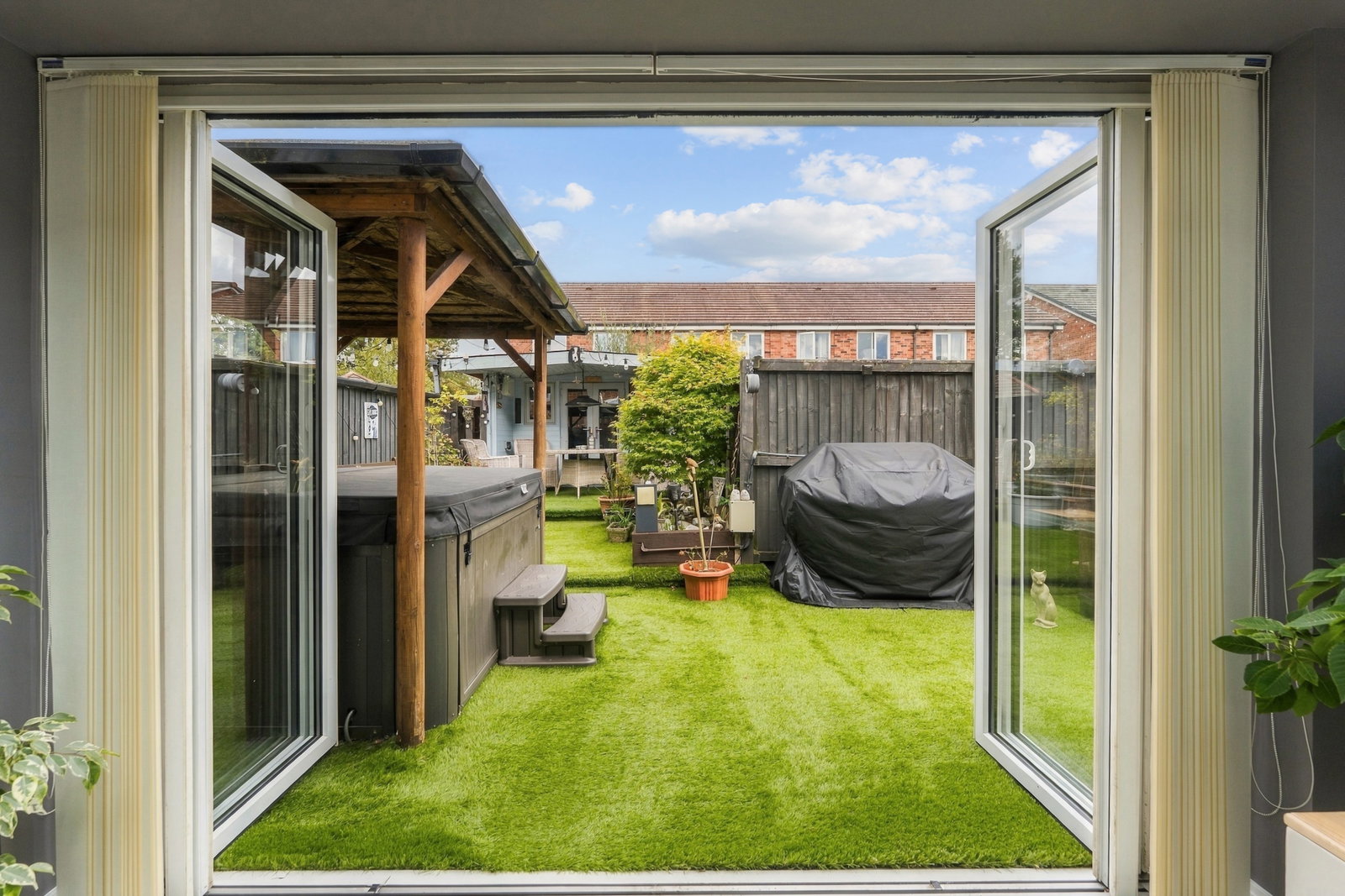 Detached House for sale in Congleton, Bridestones Place, Congleton, Cheshire, CW12 2NZ, 1279 m²