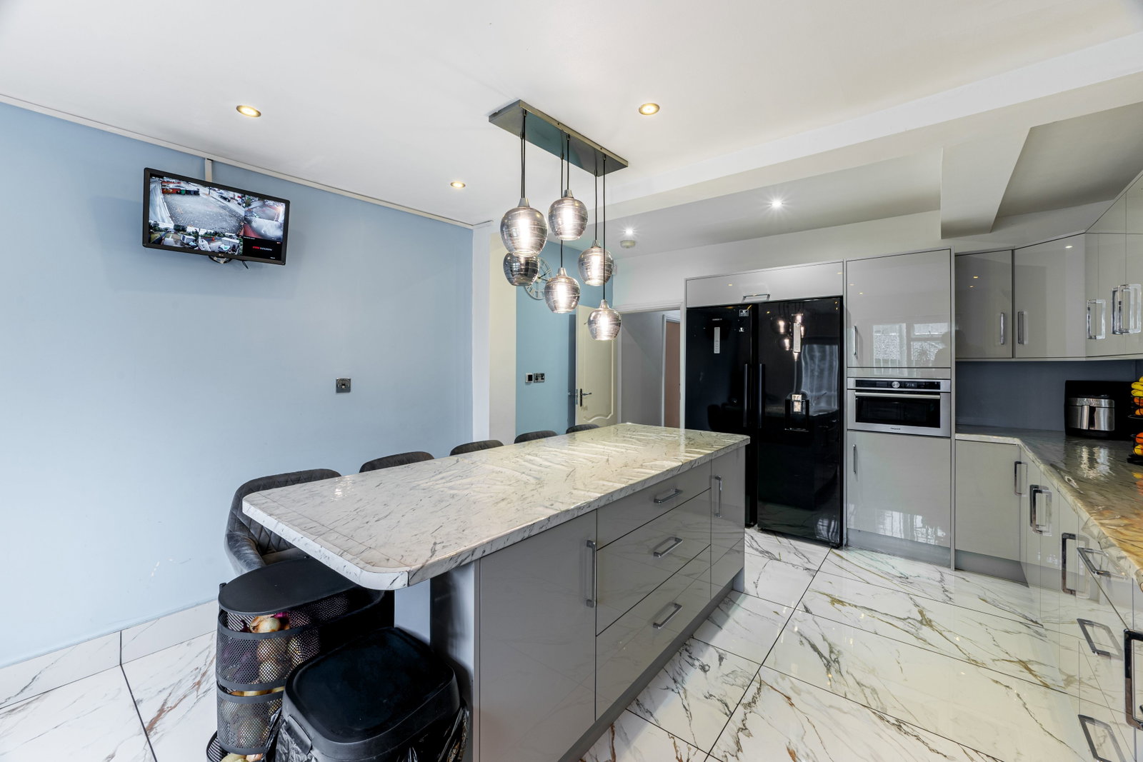 Semi Detached House for sale in Birmingham, Shepherds Green Road, Birmingham, 2423 m²