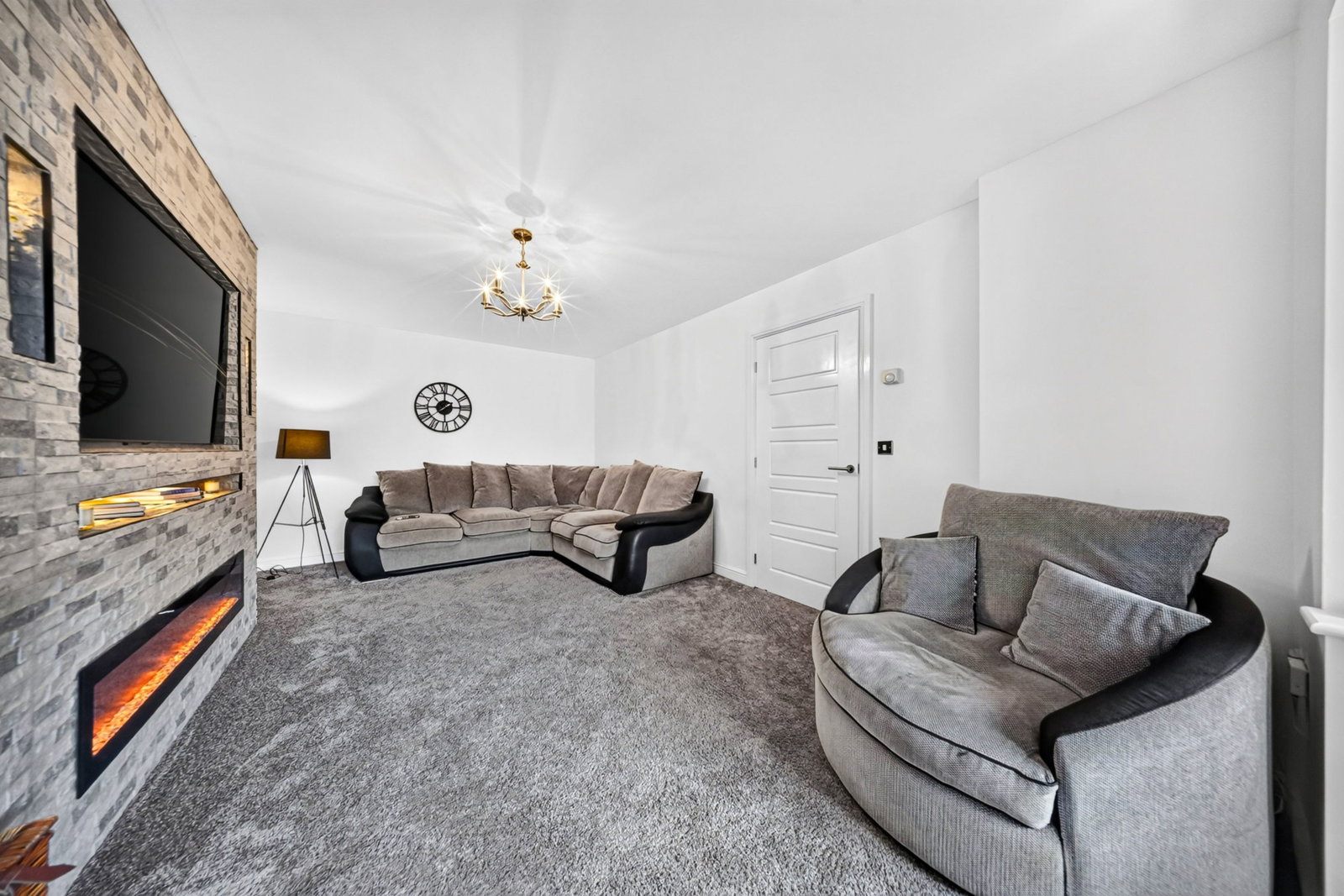 Detached House for sale in Blackburn, Brown Leaves Grove, Copster Green, Blackburn, BB1 9AL, 1369 m²