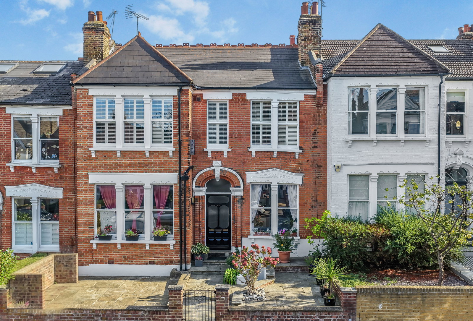 Flat for sale in London, Muswell Road, N10