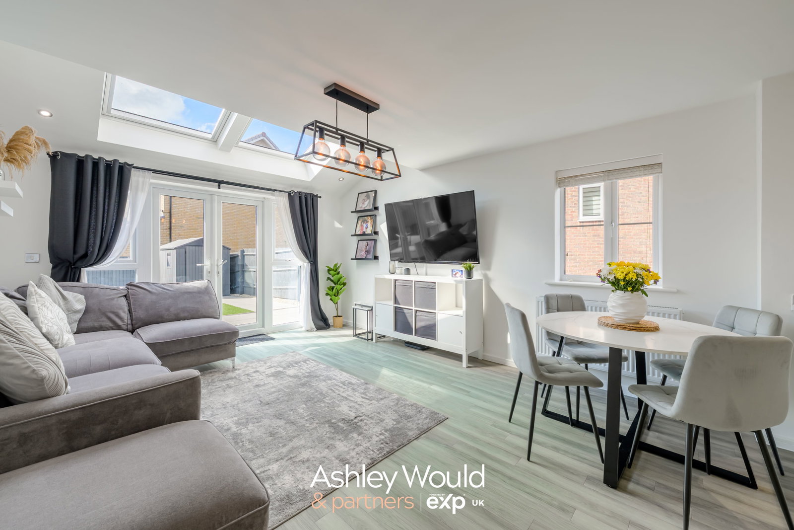 Semi Detached House for sale in Cradley Heath, Denby Way, Cradley Heath, B64 5RD