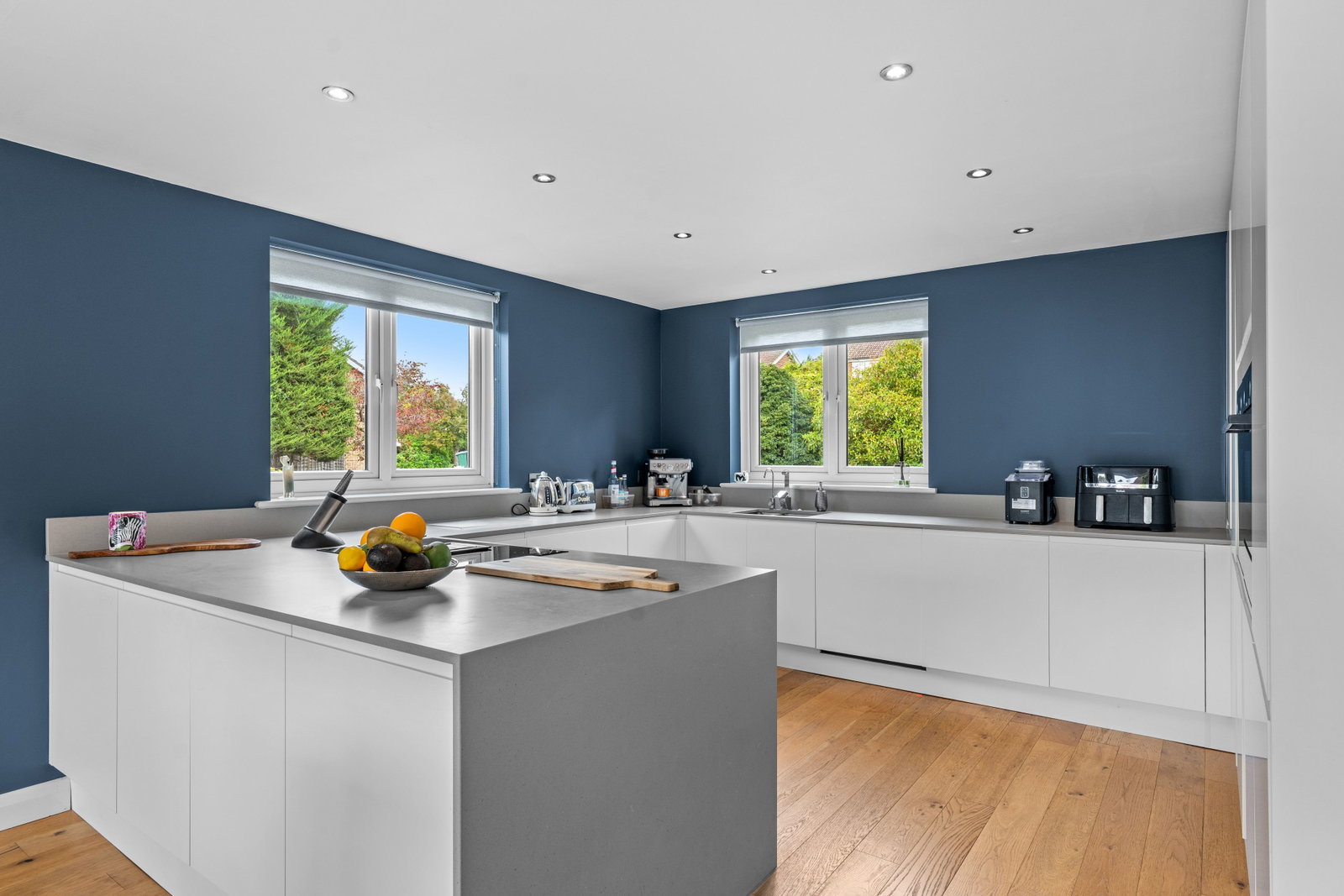 Detached House for sale in Banstead, Geralds Grove, Banstead, SM7 1NE, 1654 m²