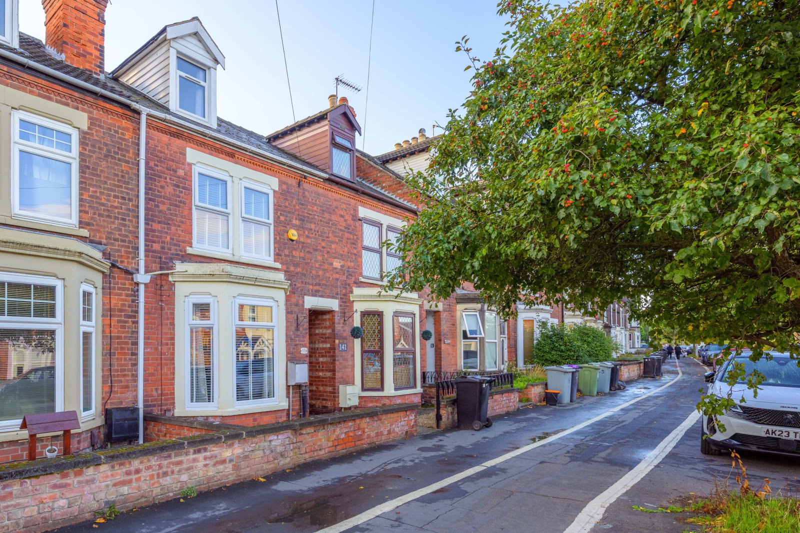Terraced House for sale in Grantham, Harlaxton Road in Grantham, 1215 m²