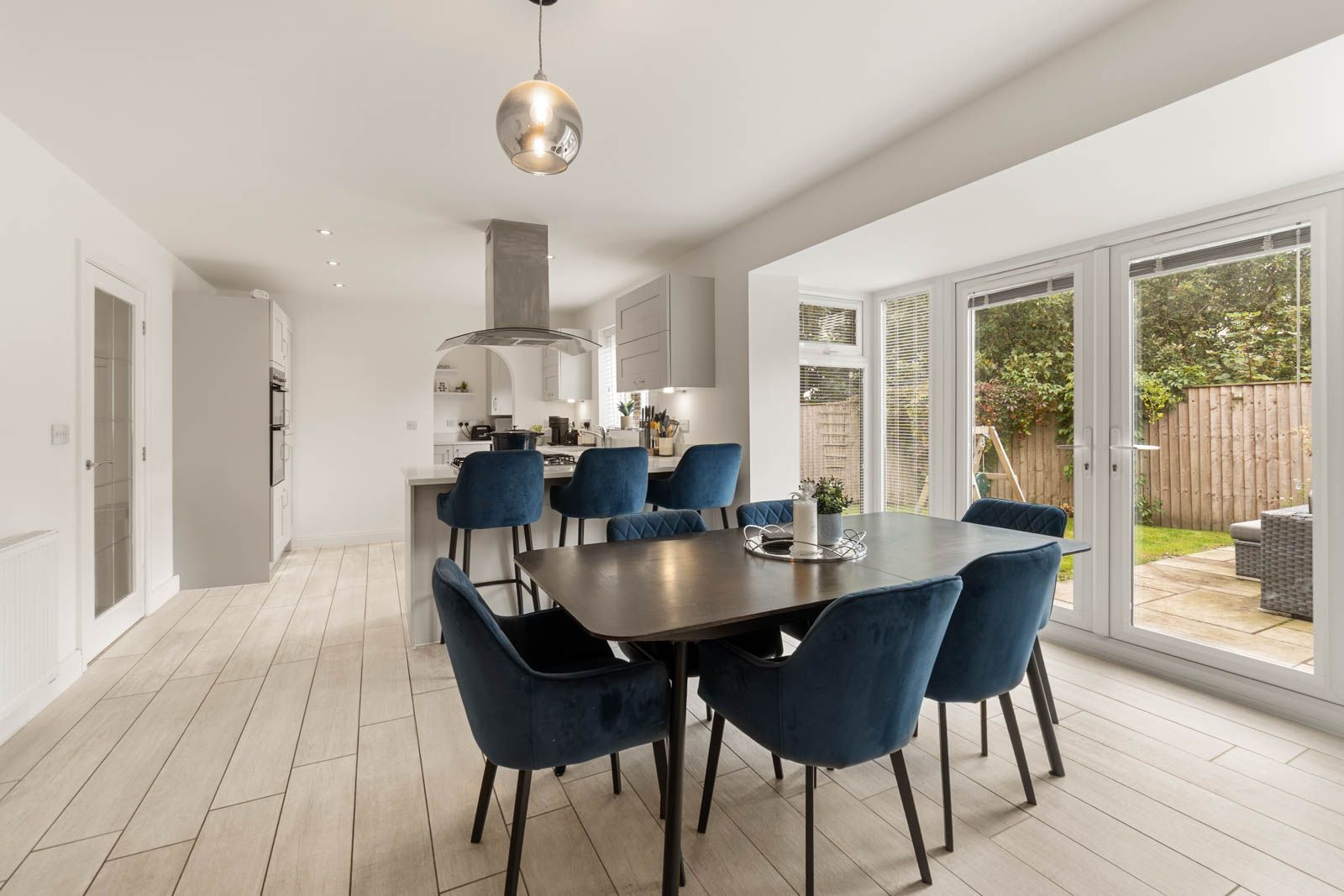 Detached House for sale in Huddersfield, 20 Forest Court, Huddersfield, HD2 2FY
