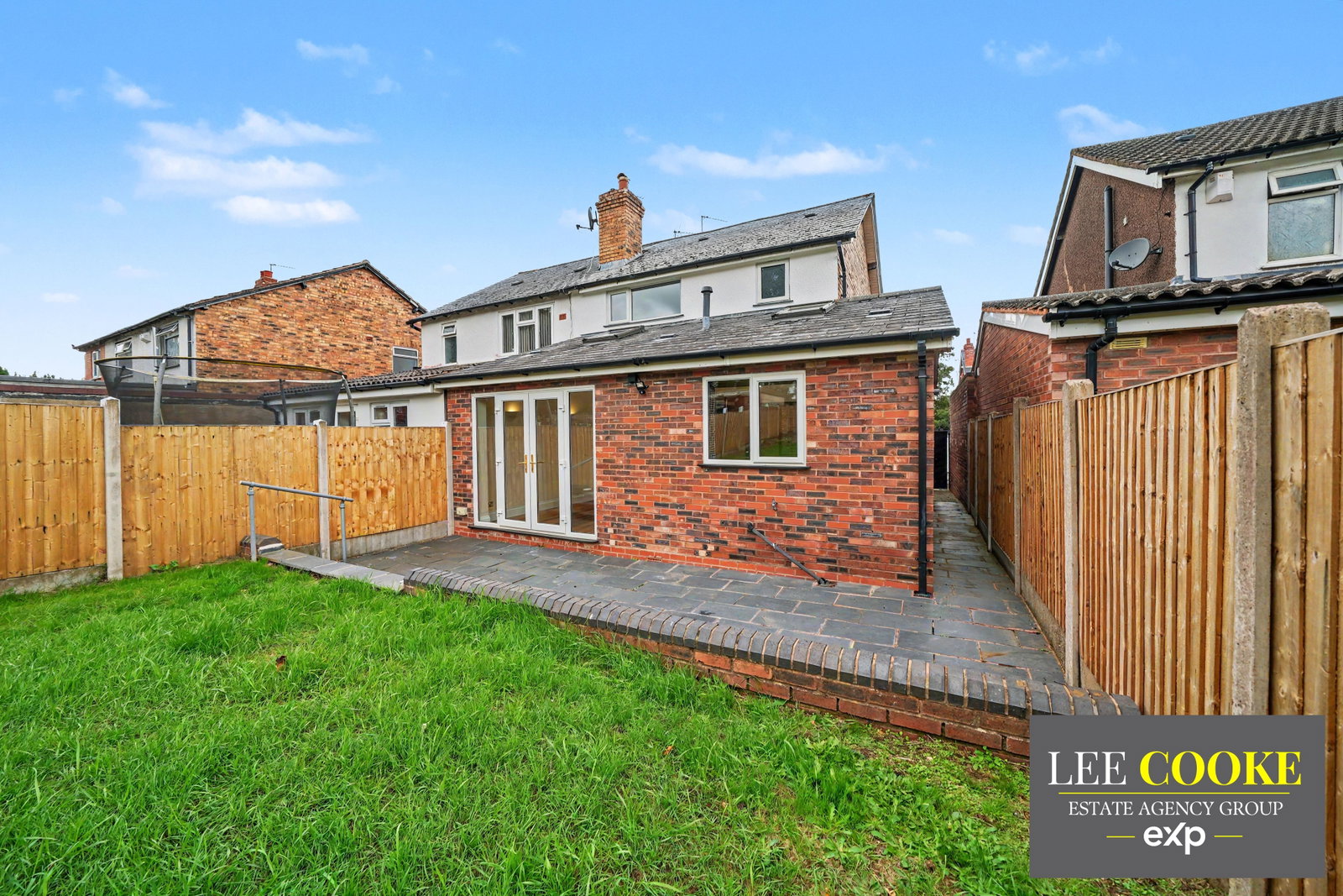 Semi Detached House for sale in Wolverhampton, Cedar Grove, Bradmore, Wolverhampton, WV3 7EB