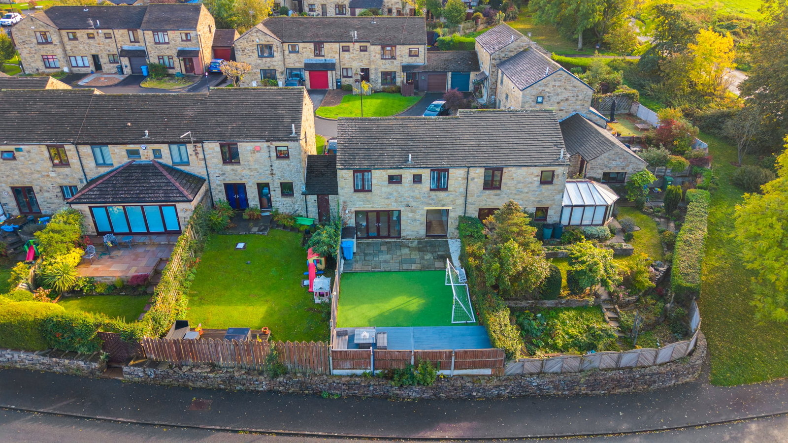 Semi Detached House for sale in Sheffield, Spout Spinney, Stannington Village, Sheffield, S6 6EQ, 1011 m²