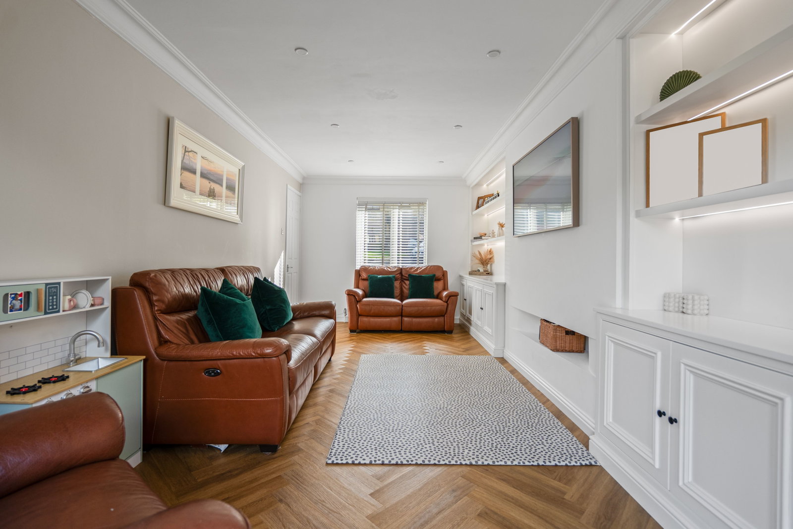 Semi Detached House for sale in Sheffield, Spout Spinney, Stannington Village, Sheffield, S6 6EQ, 1011 m²