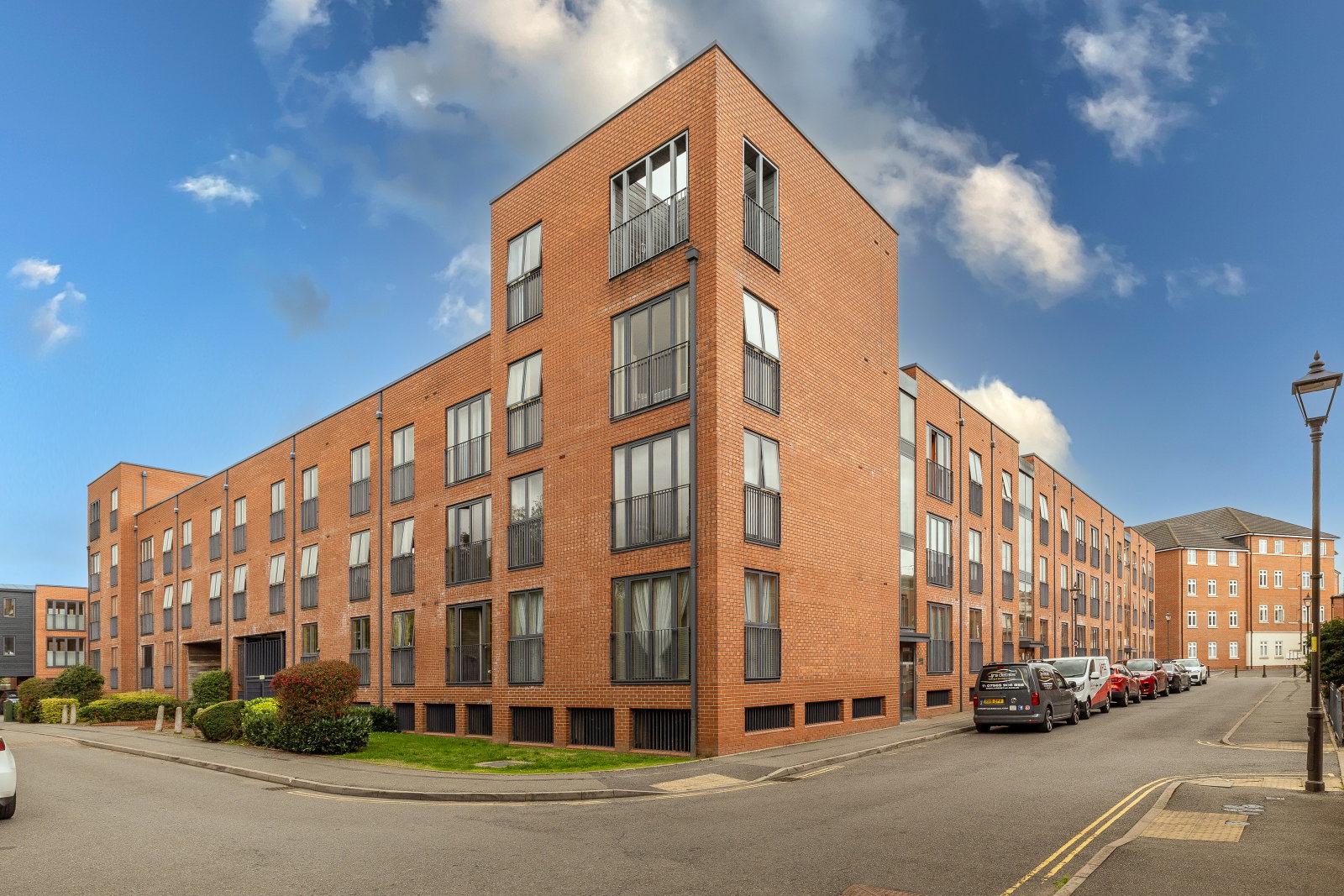 Apartment for sale in Solihull, Ascote Lane, Shirley, Solihull, B90 1TZ
