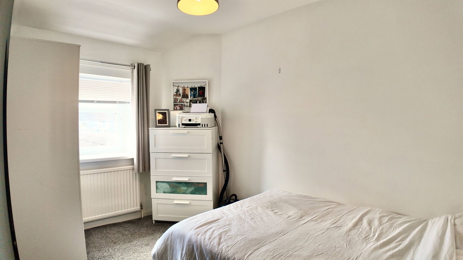 Terraced House for sale in Blackwood, Bedwellty Road, Cefn Fforest, Blackwood, NP12 3HE